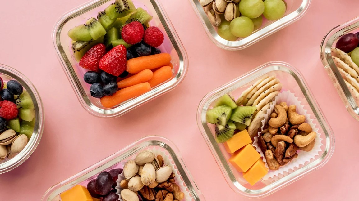 What are Some Healthy Snacks to Eat between Meals: Guilt-Free Munching!